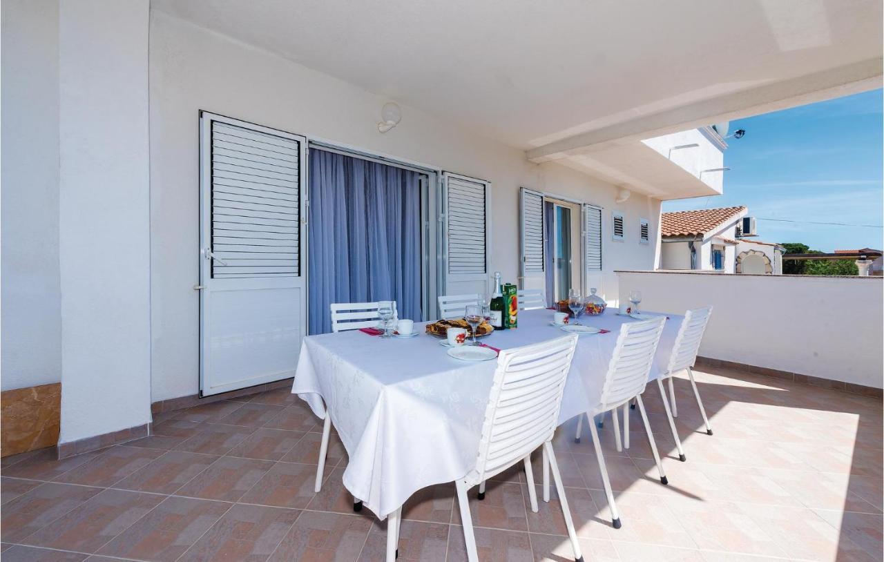 4 Bedroom Cozy Apartment In Vodice Zewnętrze zdjęcie